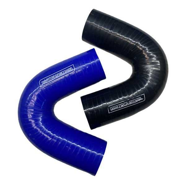 Silikoneslange 135 gr. bøjning med 38mm indvendig diameter. Benlængde 100 mm. Fås i blå eller sort