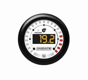 Innovate MTX-L Vacuum/boost og shift light ur