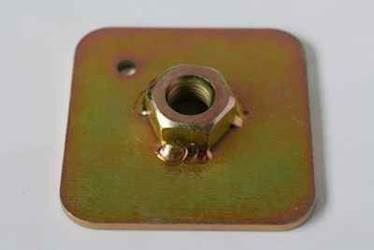 Øjebolt svejseplade. 65mm x 65mm x 3mm, 7/16" UNF gevind. FIA godkendt