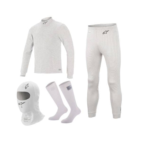 Alpinestars hvidt undertøjssæt model Race (undertrøje, underbukser, strømper og balaclava). FIA-8856-2018 godkendt