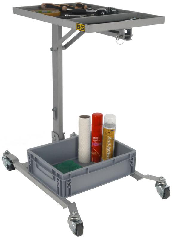 B-G Racing mobilt arbejdsbord med hjul. Sammenklappelig. Pulverlakeret.