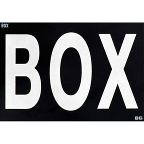 B-G Racing hvidt skilt med "box" til stort pitboard
