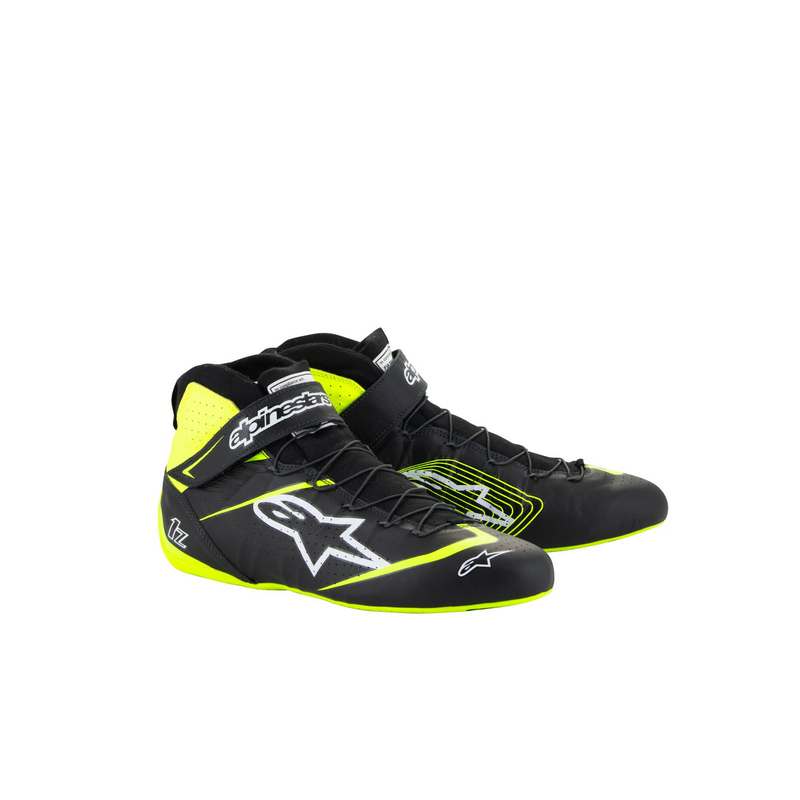 Alpinestars sko model Tech-1 Z V3. Str. 37-47. 6 farve muligheder. FIA-8856-2018-godkendt.