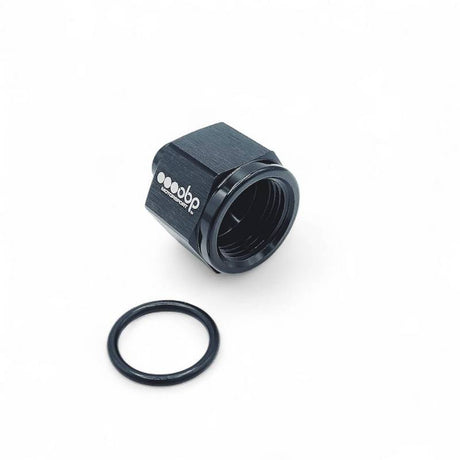 OBP adapter til fitting. -12JIC (hun) til -10JIC (han). Aluminium, sort
