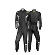 P1 køredragt model SF. Slim fit model. Str. 2-5. Sort med mørkegrå og sølv. FIA-8856-2018-godkendt