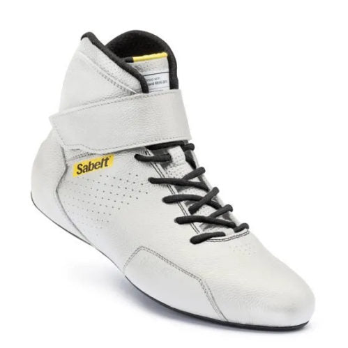 Sabelt sko model Universe TB-8. Str. 36-48. Medium højde. FIA-8856-2018-godkendt. 3 farvemuligheder