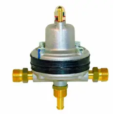 Benzintryksregulator højtryk Malpassi med 16x1.5mm ind/ud plus 16x1.5/8mm retur - Dæk, fælge og tilbehør